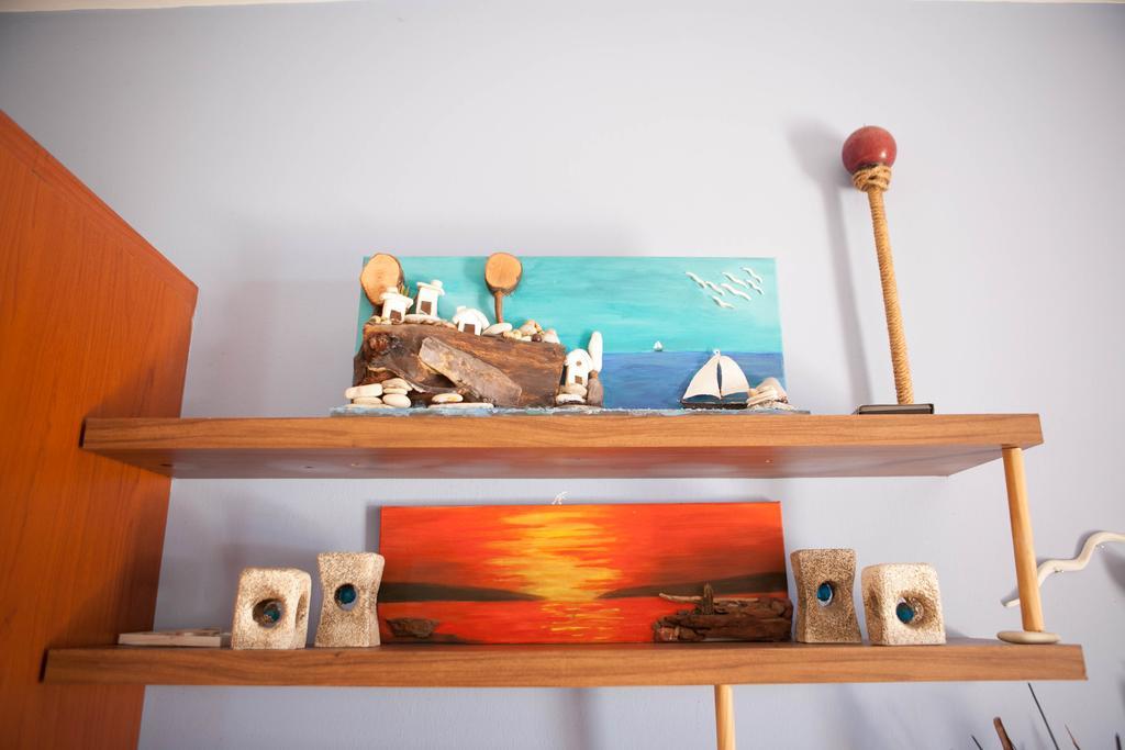 Aquarian Beachfront Apartment Larnaca Luaran gambar