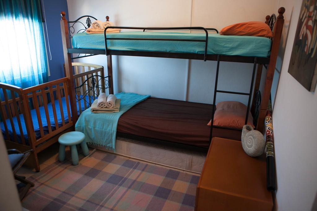 Aquarian Beachfront Apartment Larnaca Luaran gambar